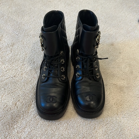 Chanel Brave Boots 20A black size 38 full set - Picture 4 of 9